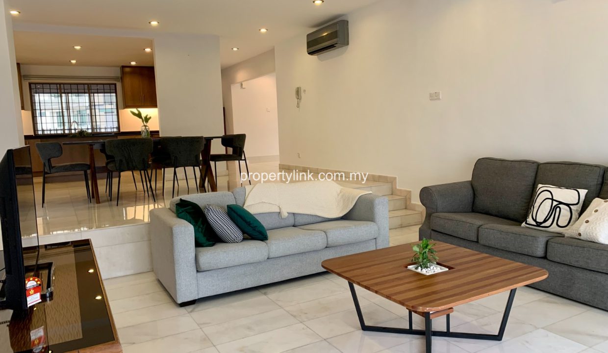 WhatsApp Image 2025-09-10 at 15.13.36 (2)