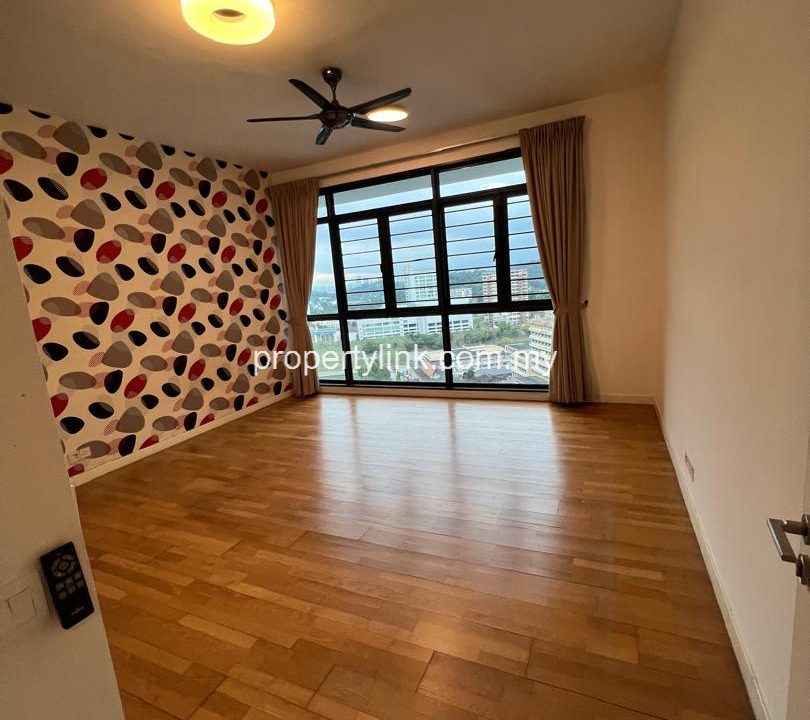 WhatsApp Image 2025-12-05 at 16.25.48