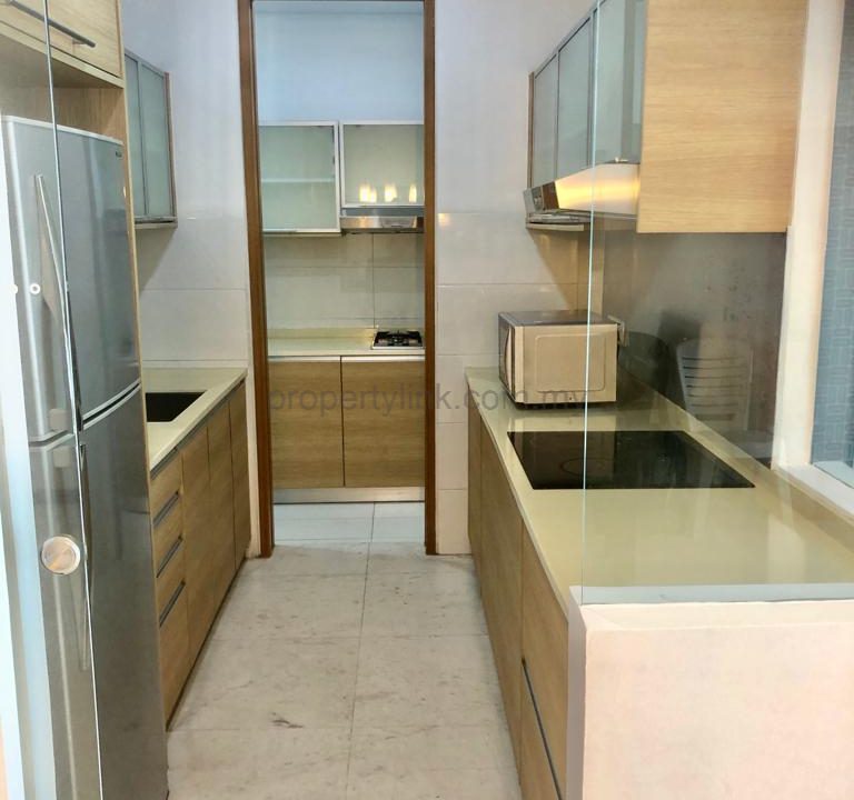 WhatsApp Image 2025-12-05 at 16.25.50