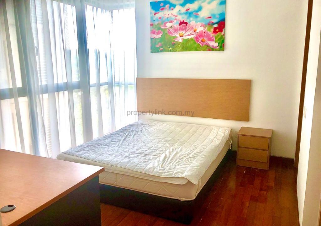 WhatsApp Image 2025-12-05 at 16.25.52 (1)