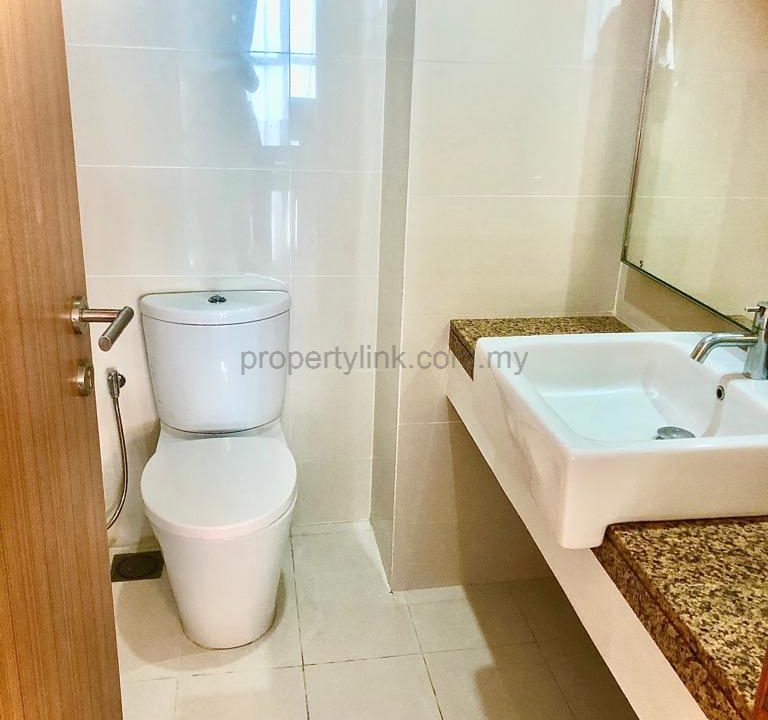 WhatsApp Image 2025-12-05 at 16.25.53