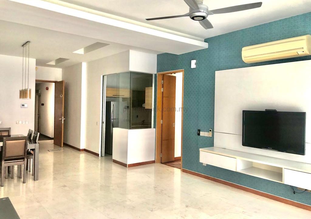 WhatsApp Image 2025-12-05 at 16.25.54