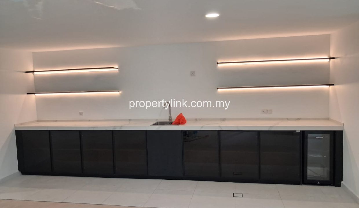 WhatsApp Image 2026-01-08 at 12.55.33 (1)