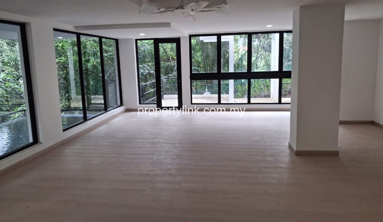 WhatsApp Image 2026-01-08 at 12.55.33