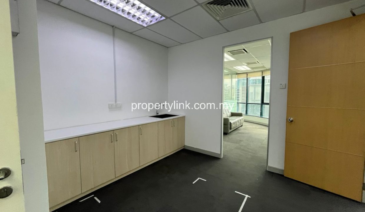 WhatsApp Image 2026-01-12 at 05.52.37 (1)