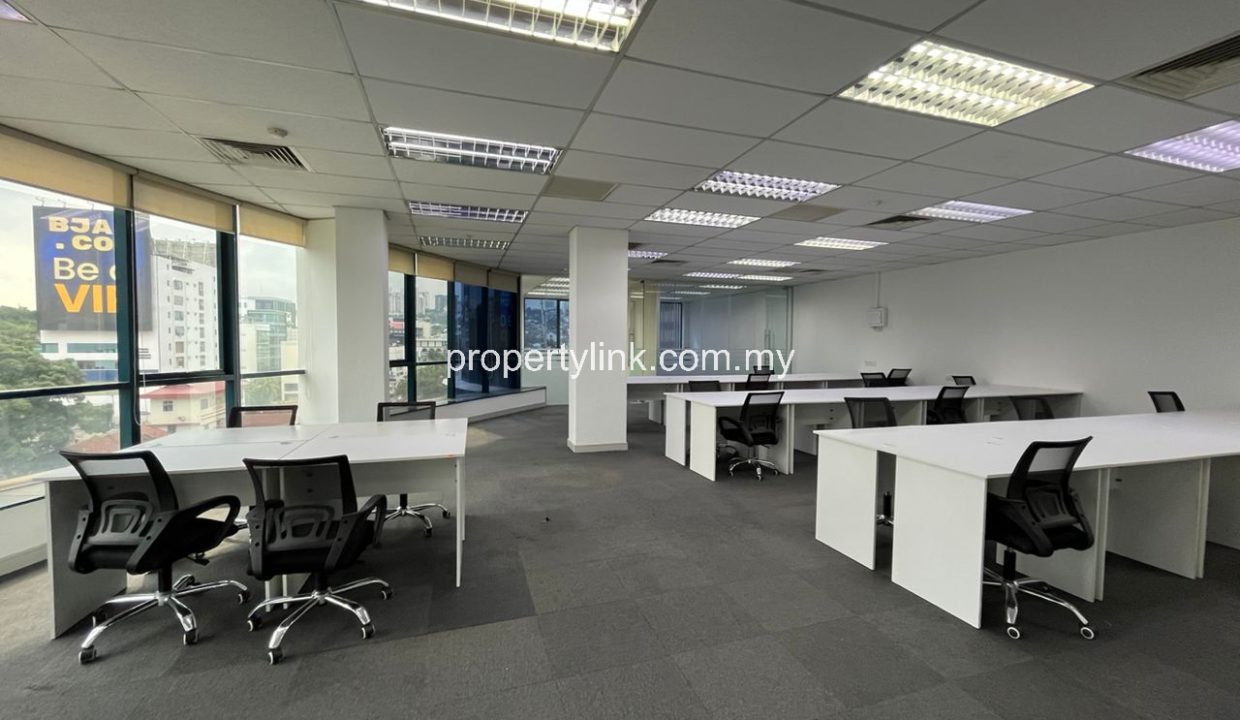 WhatsApp Image 2026-01-12 at 05.52.38 (1)