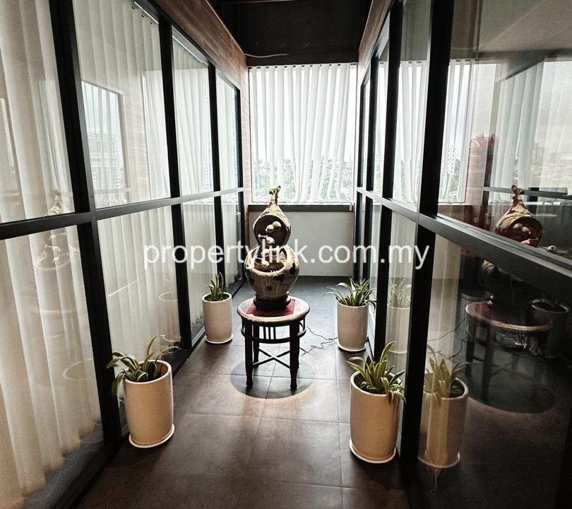 WhatsApp Image 2026-01-12 at 05.52.41 (1)