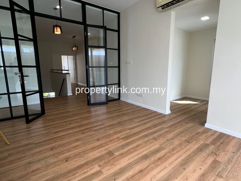 WhatsApp Image 2026-01-16 at 00.01.24