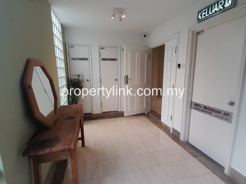 WhatsApp Image 2026-01-28 at 11.39.53 (1)