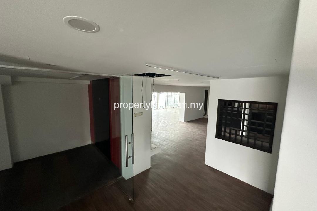 WhatsApp Image 2026-01-28 at 23.20.01 (18)