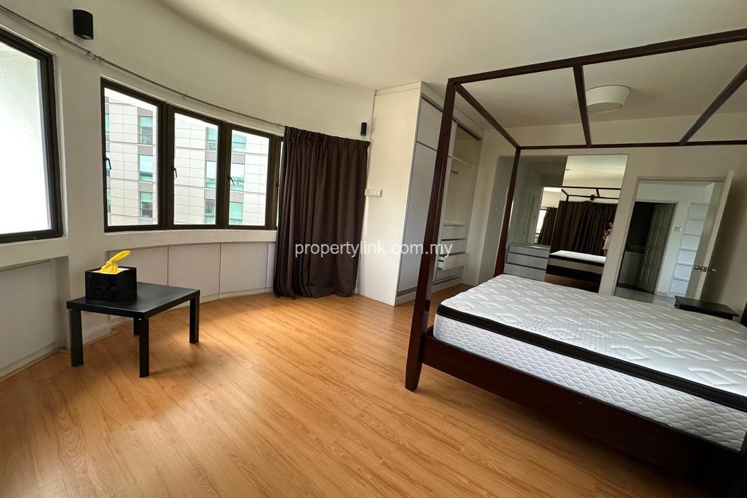 WhatsApp Image 2026-02-23 at 23.01.28