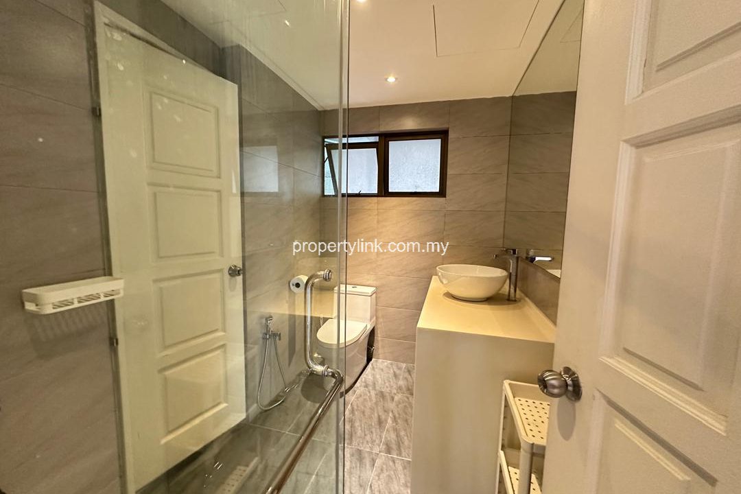 WhatsApp Image 2026-03-05 at 01.46.41 (1)