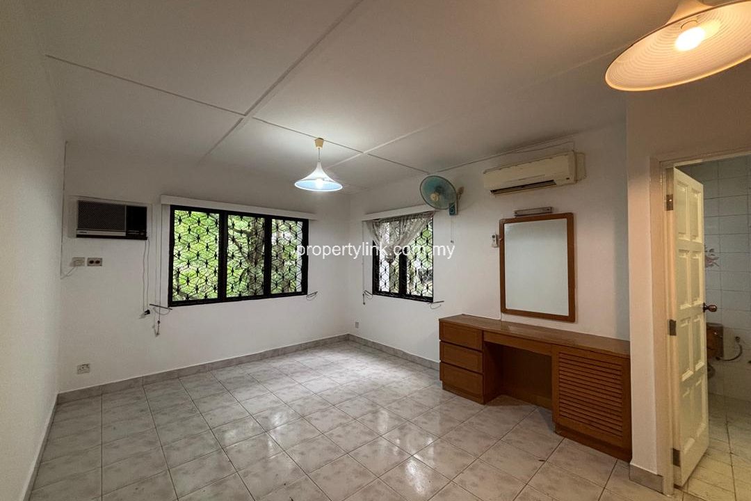 WhatsApp Image 2026-04-01 at 14.43.16