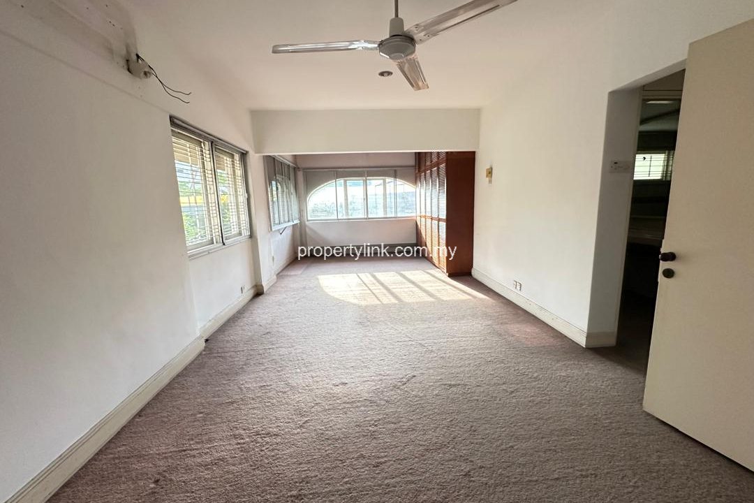 WhatsApp Image 2026-04-16 at 09.46.13 (11)