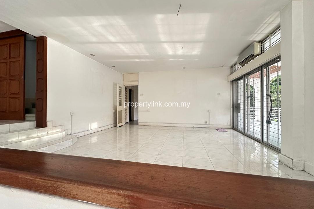 WhatsApp Image 2026-04-16 at 09.46.13 (3)